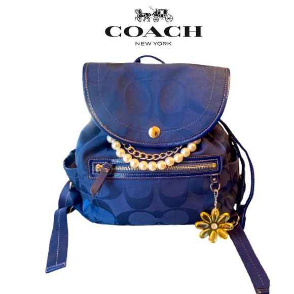 COACH LIKE NEW Signature Nylon Daisy Backpack Bag 16548 Navy Blue like new - Picture 1 of 10